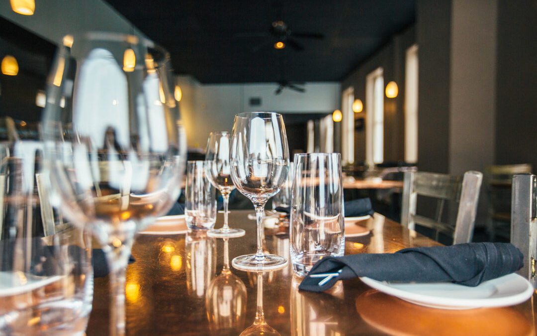 Déjeuners, dîners : vos frais de repas sont-ils déductibles ?